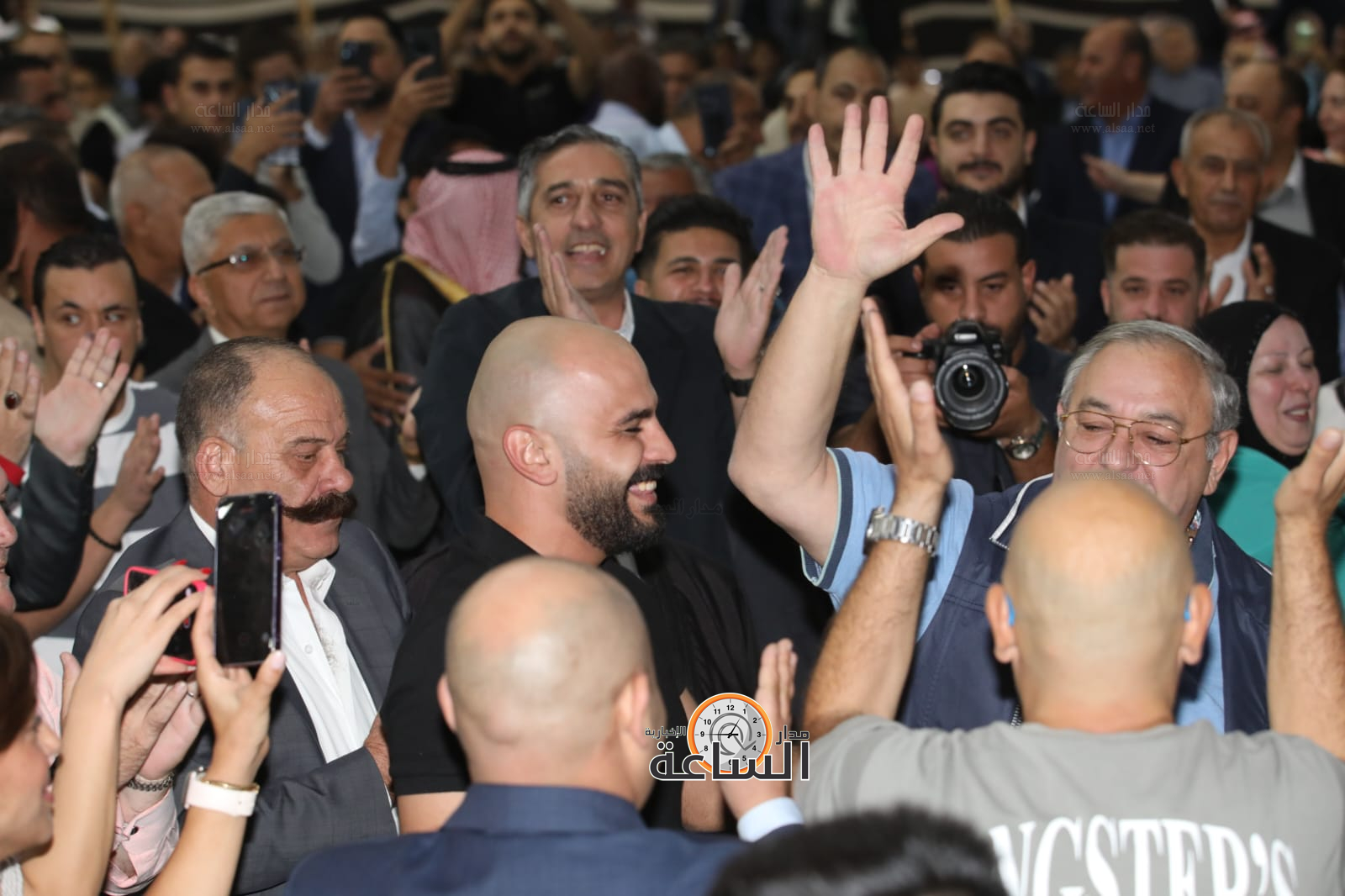 Madar Al-Saa Images 0.5028542653396524