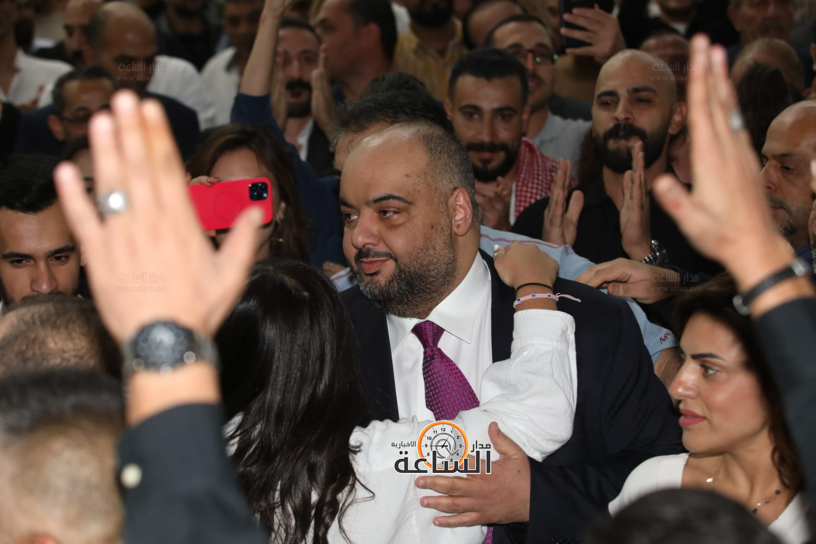 Madar Al-Saa Images 0.6003344636692127