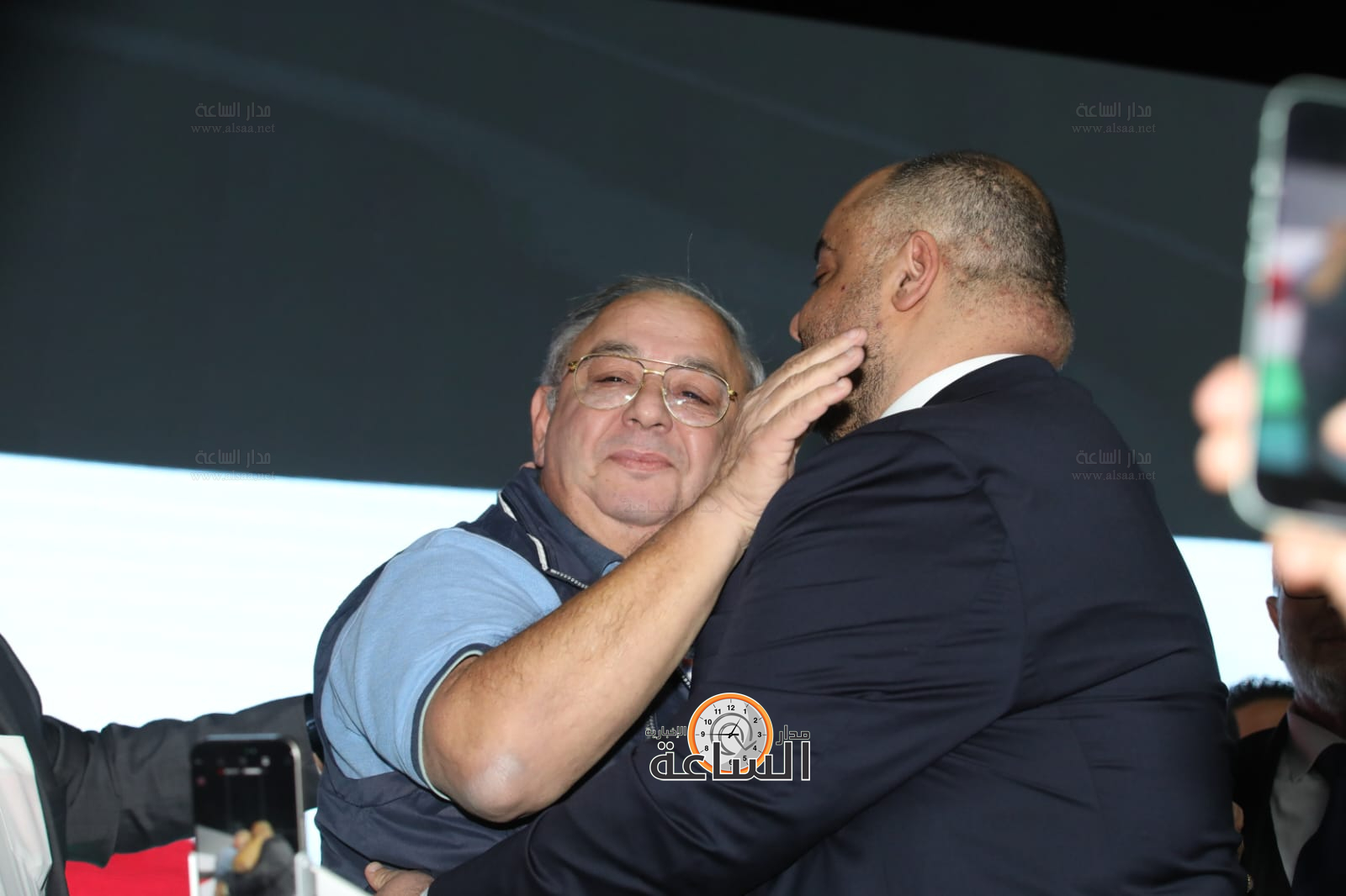 Madar Al-Saa Images 0.7092148450746929