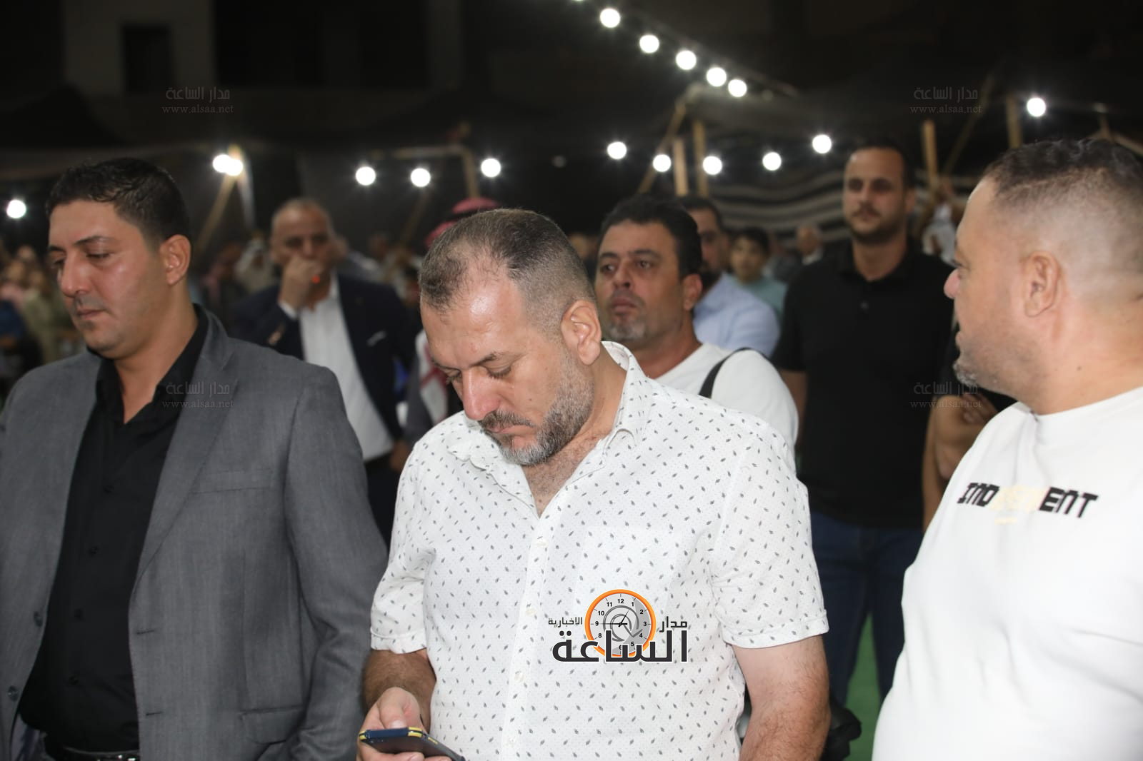 Madar Al-Saa Images 0.48075112947143195