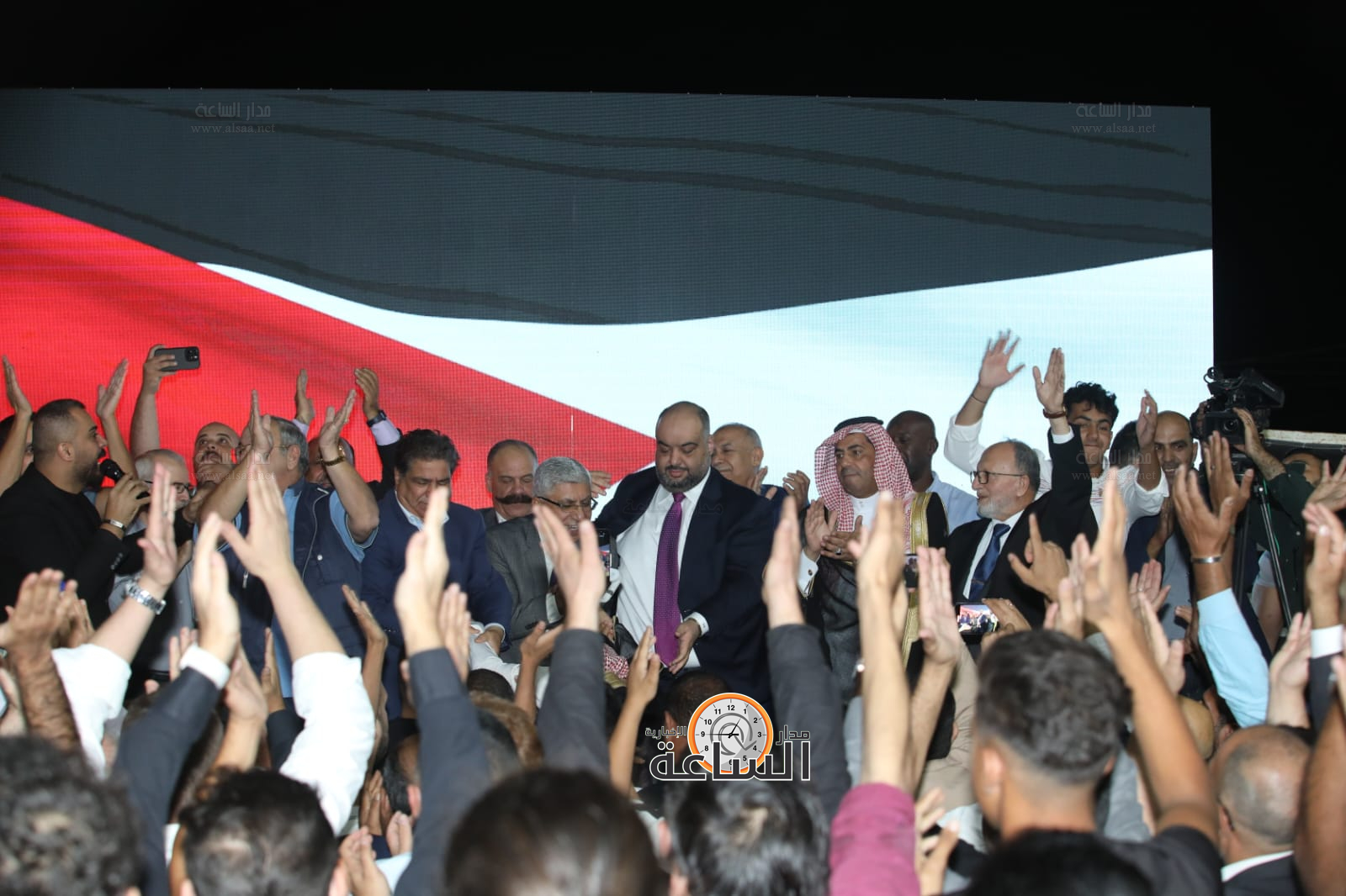 Madar Al-Saa Images 0.09950826181581696