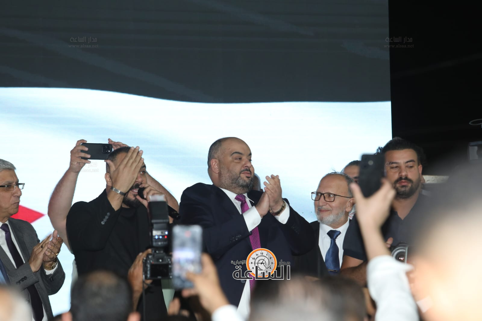 Madar Al-Saa Images 0.3343699718228741