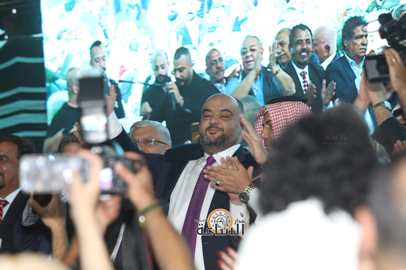 Madar Al-Saa Images 0.1644694294449971