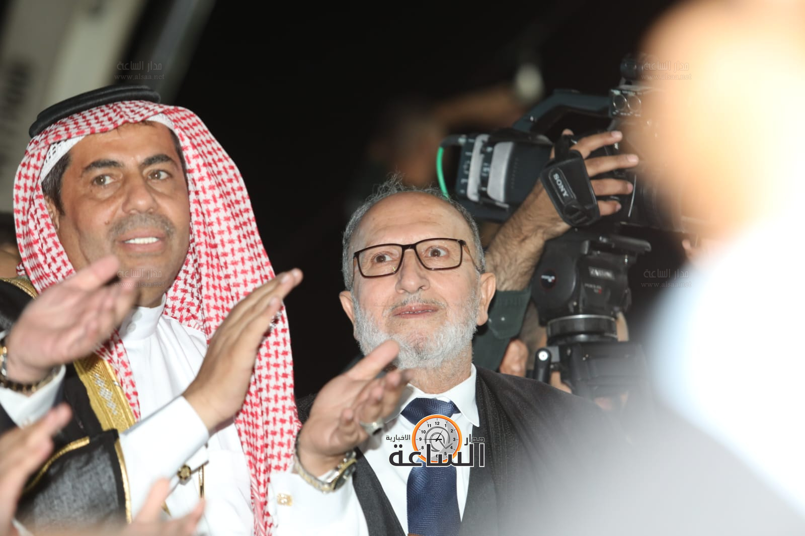 Madar Al-Saa Images 0.42154992776576083