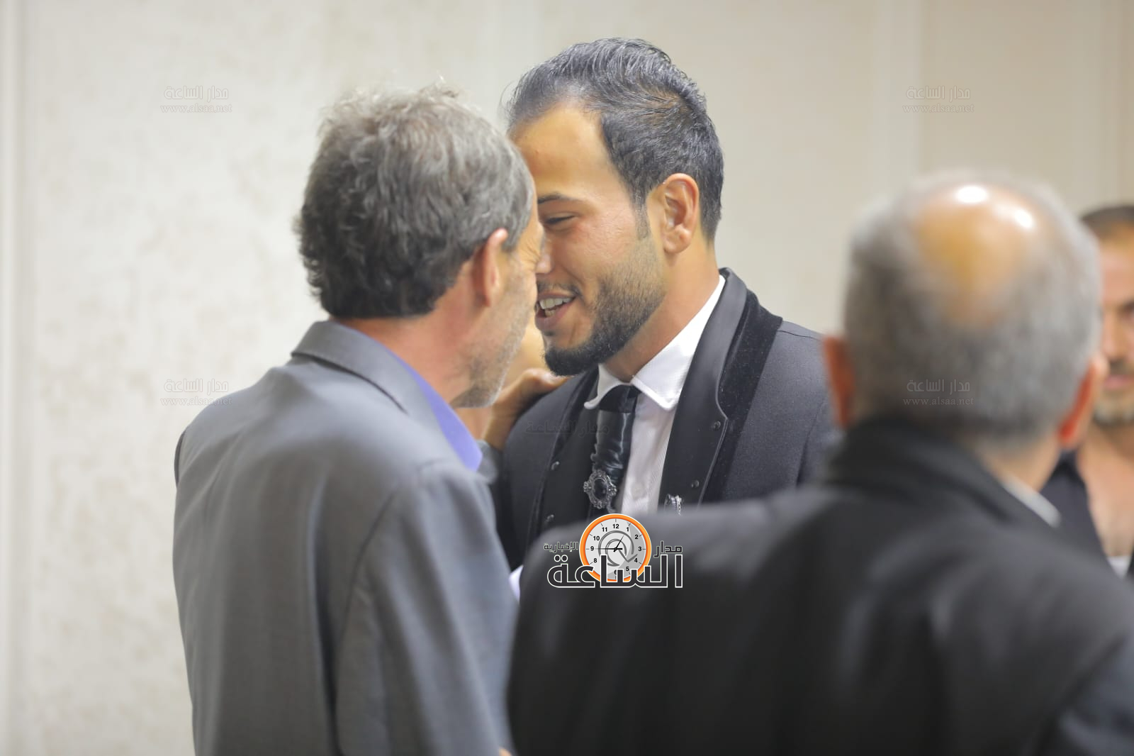 Madar Al-Saa Images 0.4283942720446514