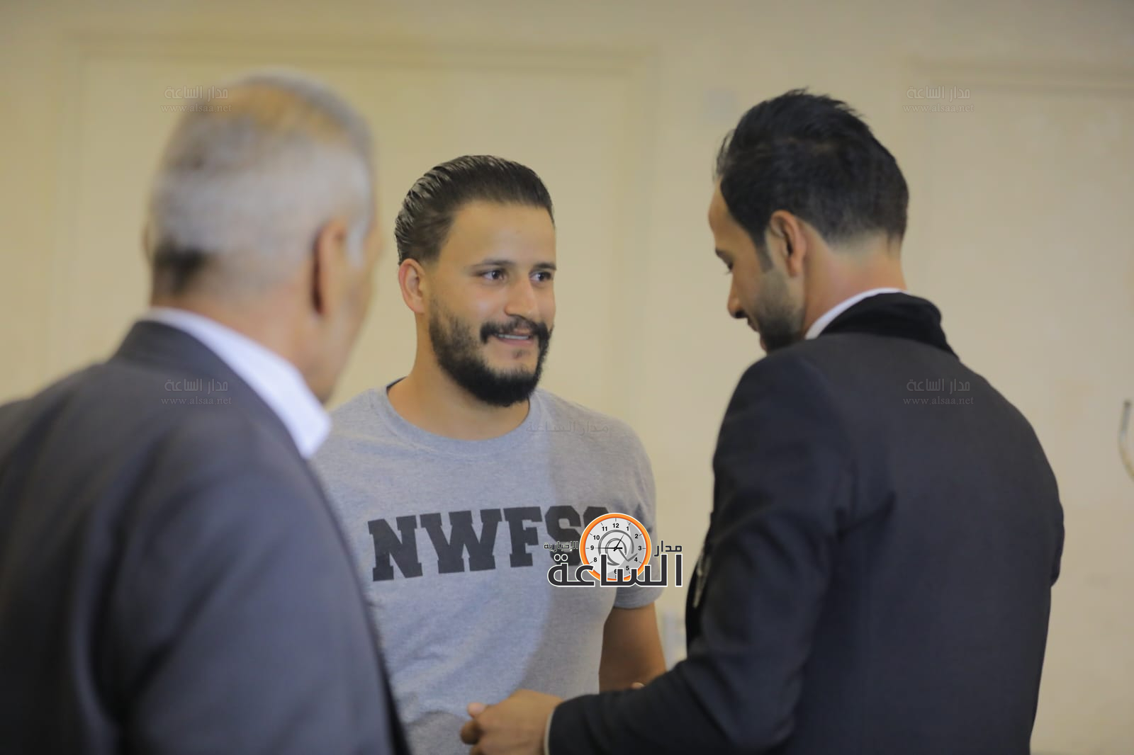 Madar Al-Saa Images 0.7528938105831002