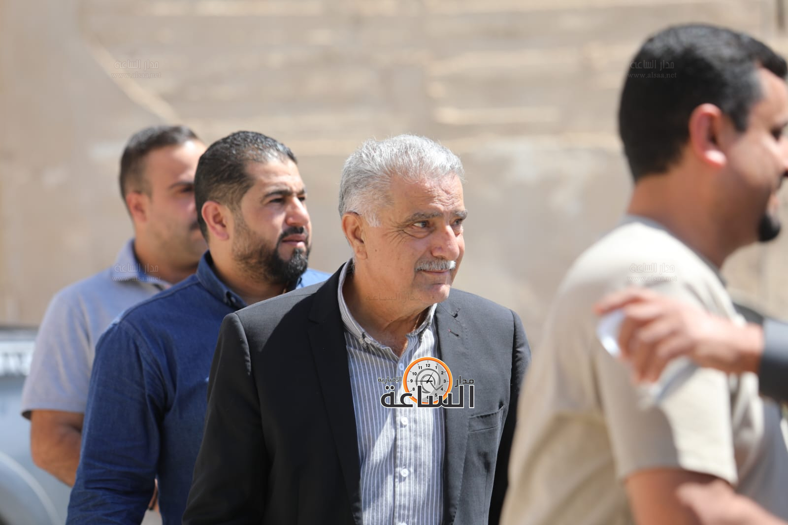 Madar Al-Saa Images 0.8752805578231229