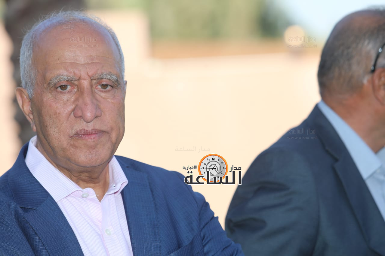 Madar Al-Saa Images 0.6172001633834325