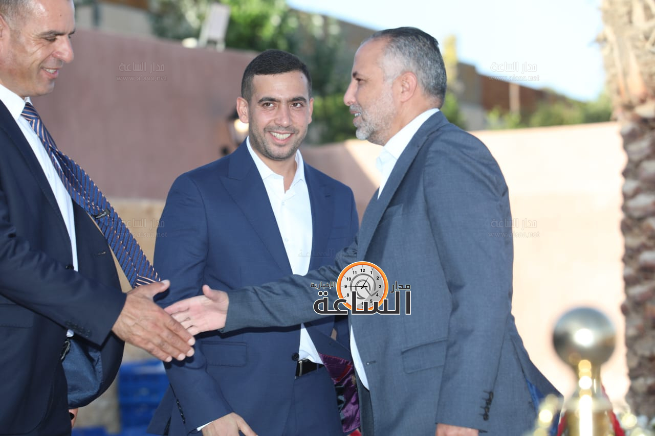 Madar Al-Saa Images 0.4379134538021858