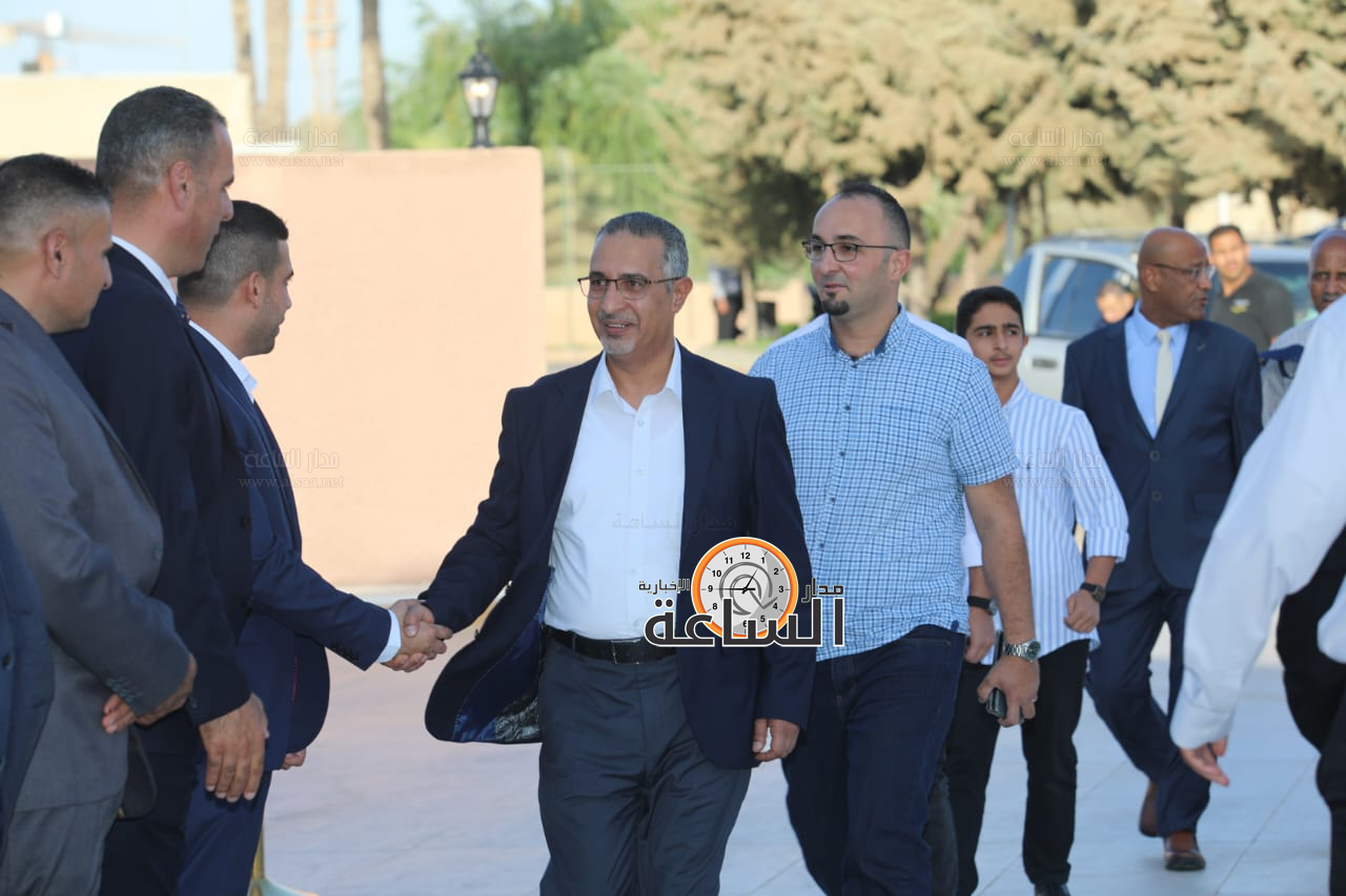 Madar Al-Saa Images 0.7621102607623715