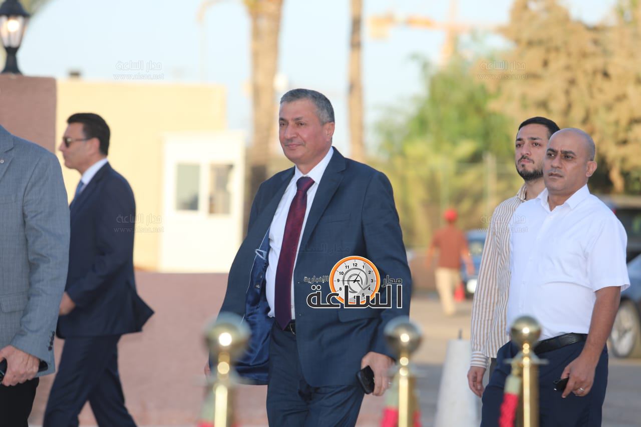 Madar Al-Saa Images 0.9065715551946121