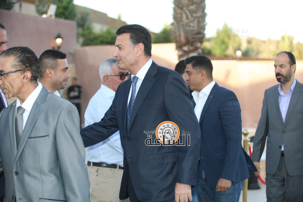 Madar Al-Saa Images 0.04381694125834201