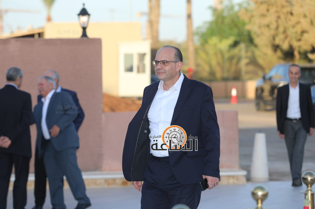 Madar Al-Saa Images 0.9909978235423633