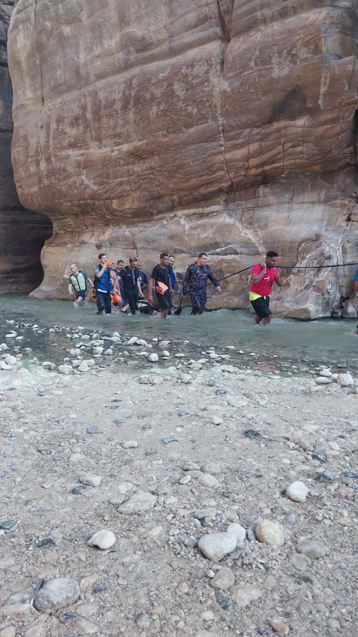 Madar Al-Saa Images 0.970993473124037