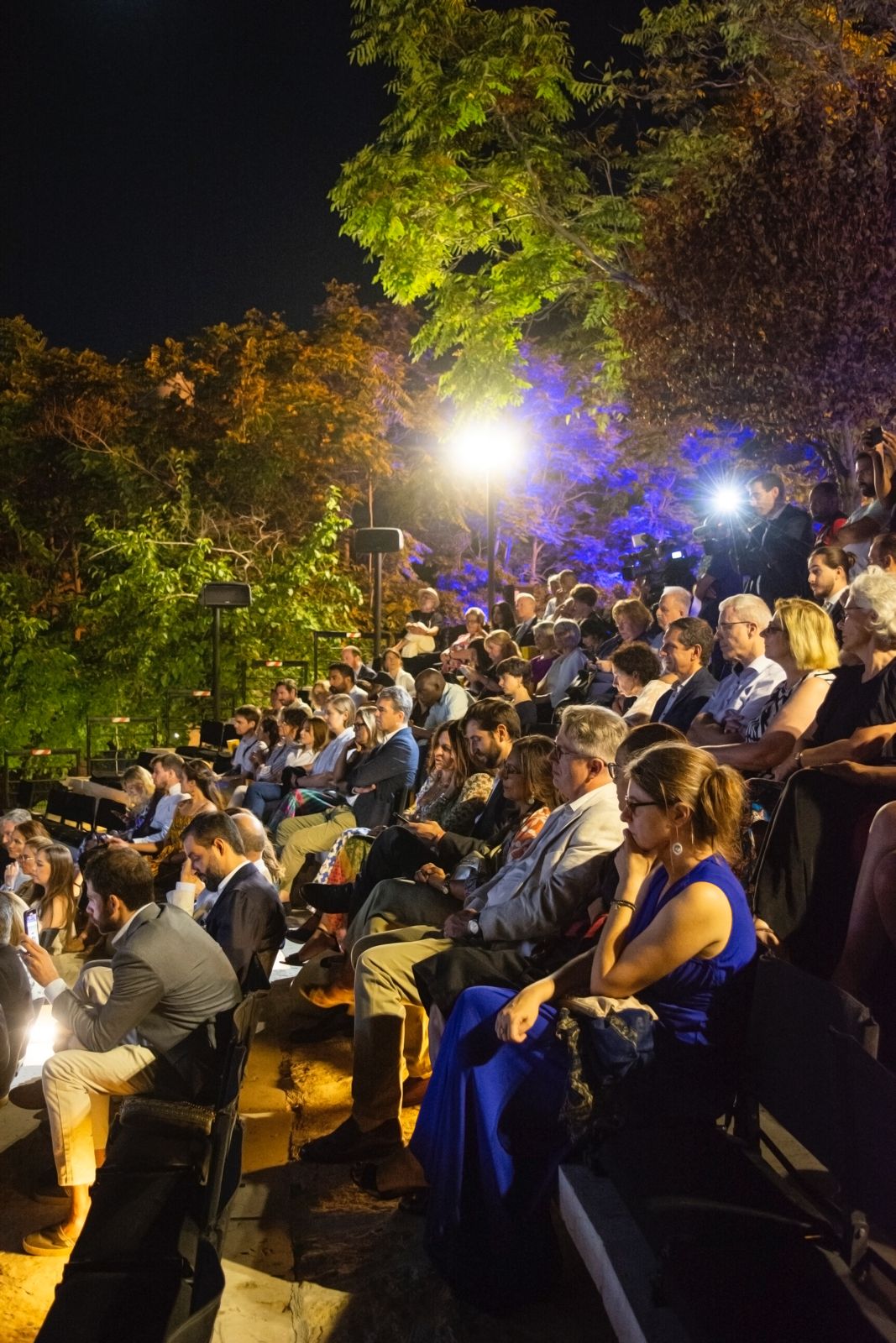 Madar Al-Saa Images 0.507615231334472