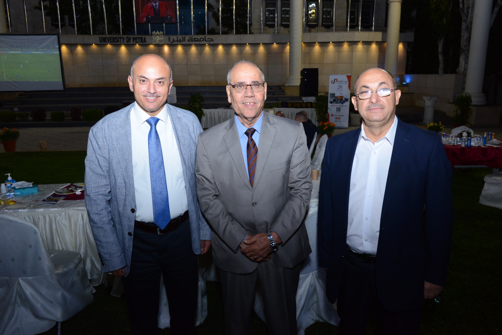 Madar Al-Saa Images 0.4815397883123387