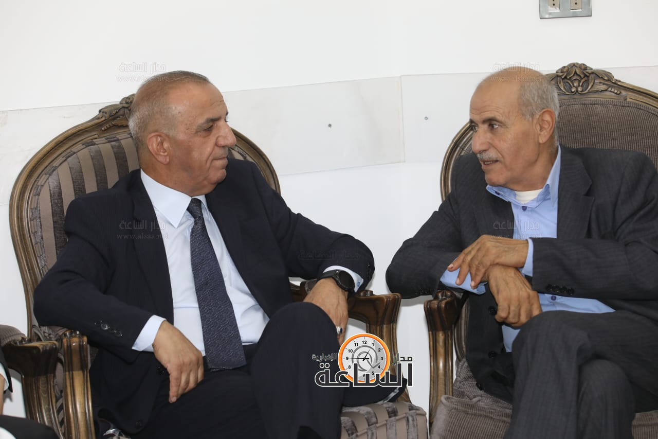 Madar Al-Saa Images 0.7108537628249443