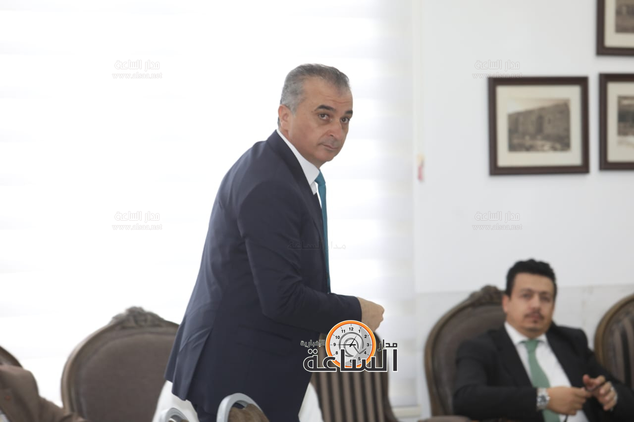 Madar Al-Saa Images 0.9731976905025432