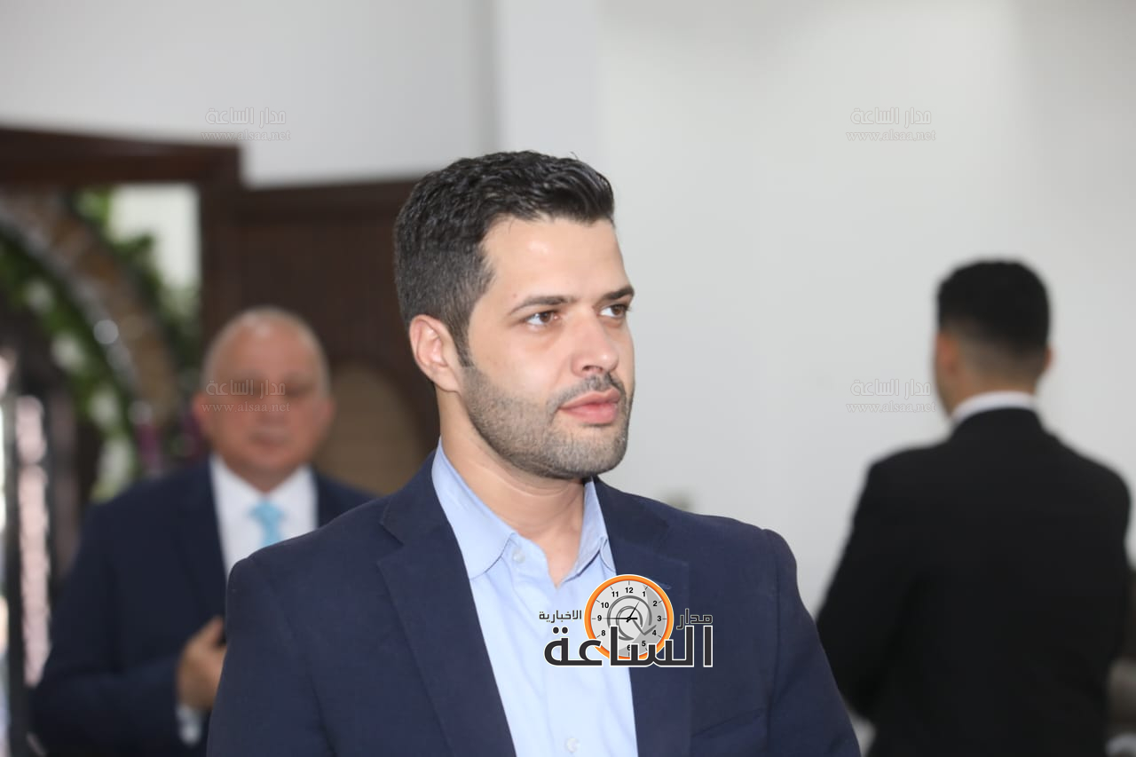 Madar Al-Saa Images 0.4209212319871287