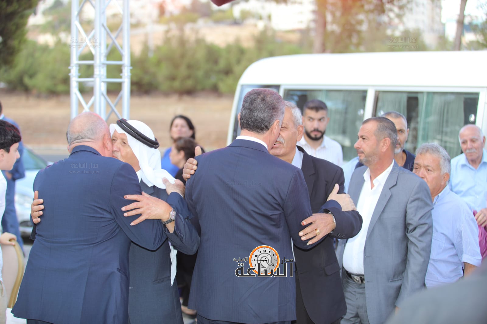 Madar Al-Saa Images 0.9218053704293696