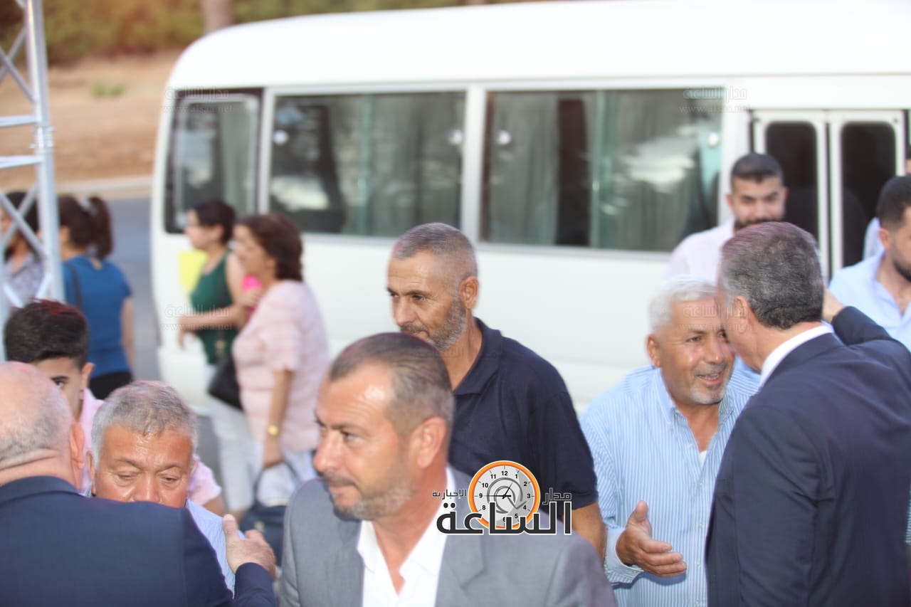 Madar Al-Saa Images 0.45415036481504134