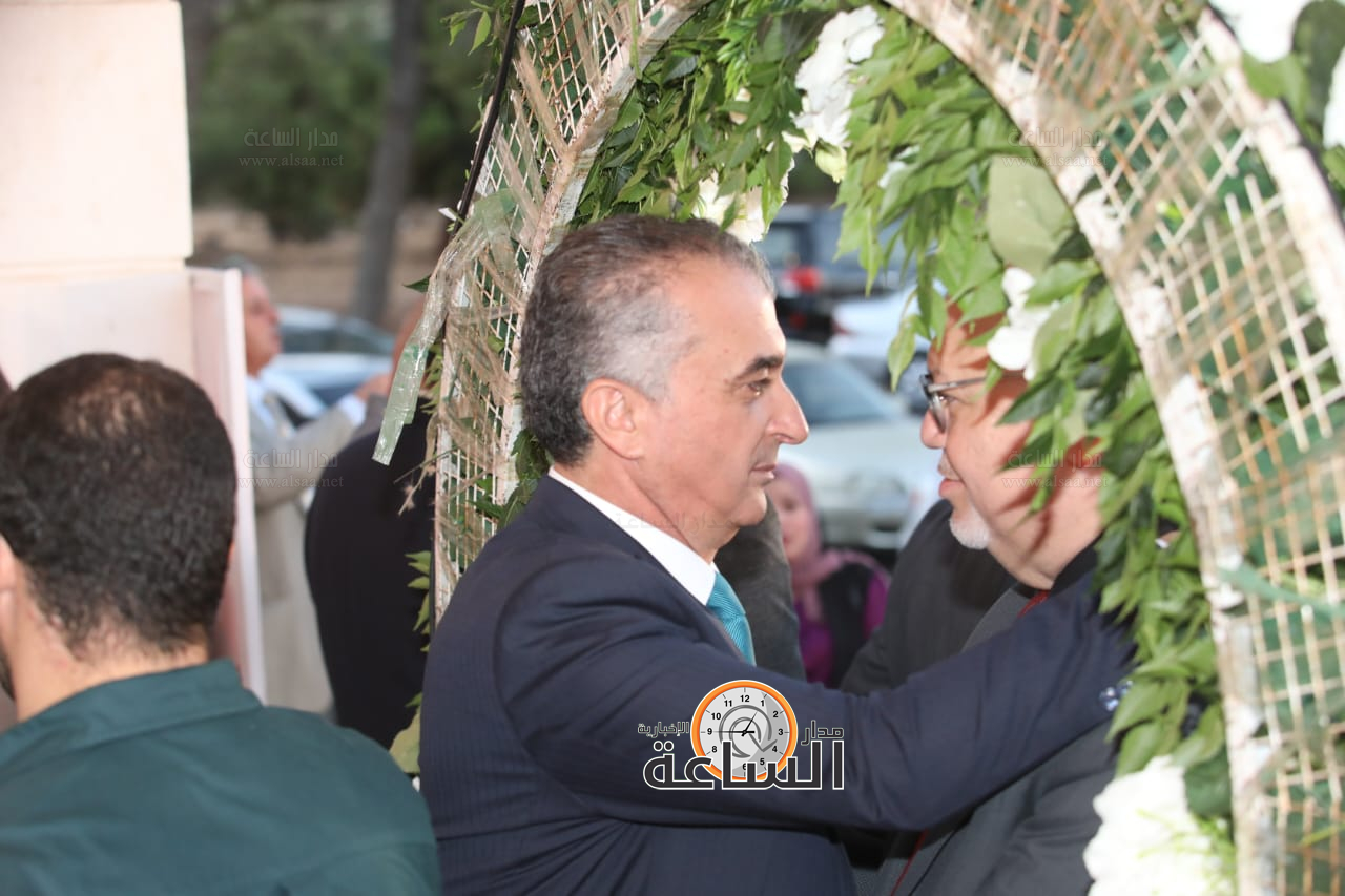 Madar Al-Saa Images 0.718382295638955