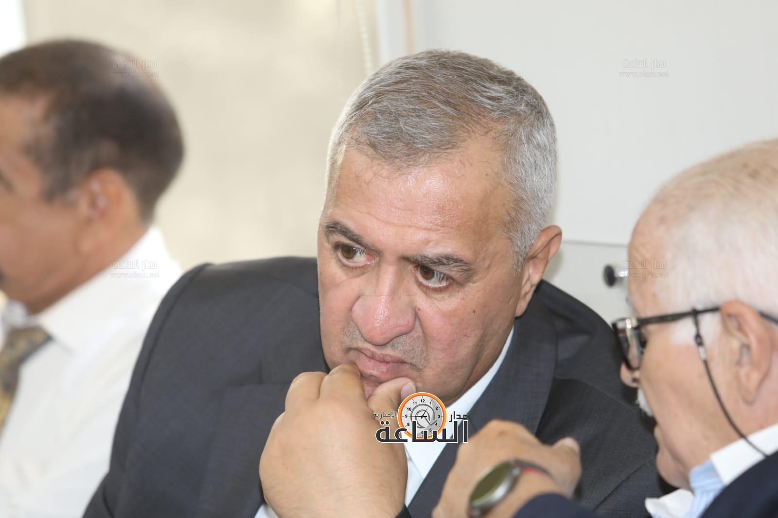 Madar Al-Saa Images 0.17578287420366867