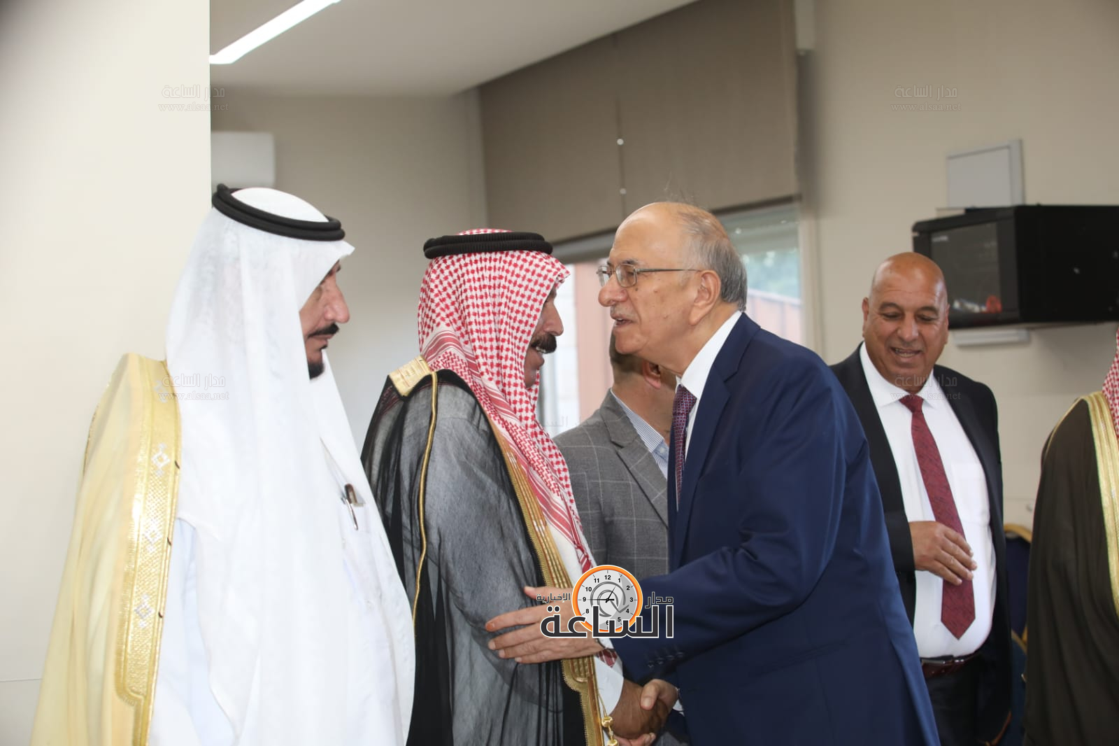 Madar Al-Saa Images 0.8720390837021186