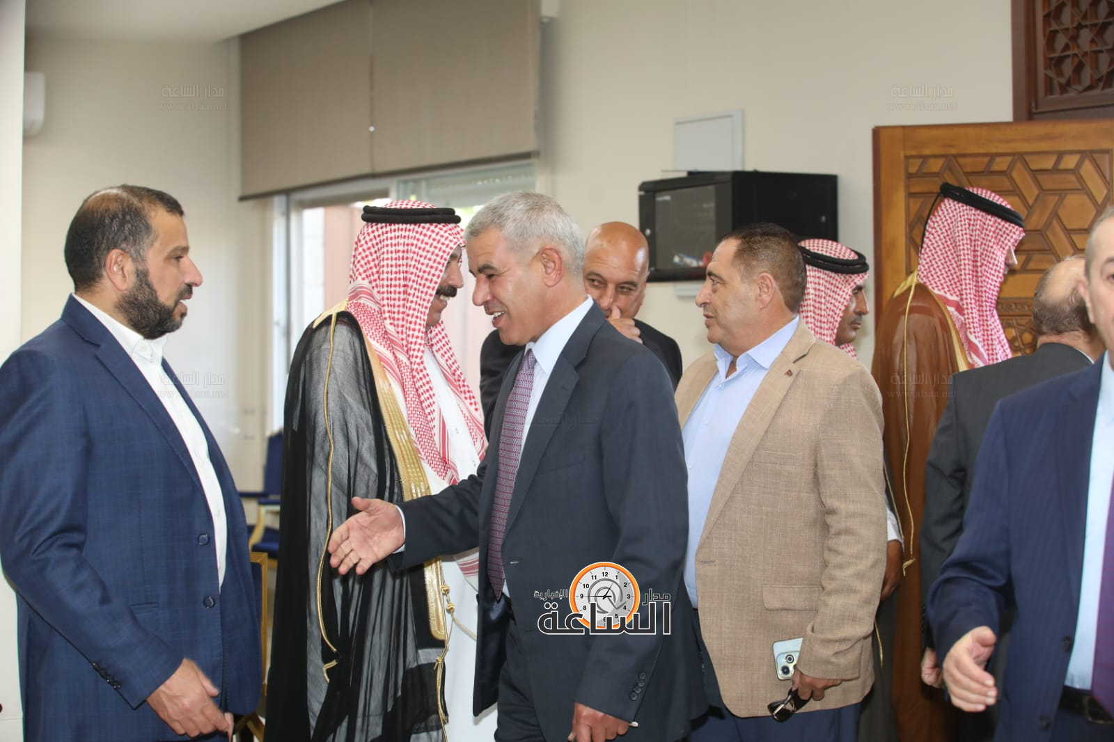 Madar Al-Saa Images 0.3537533936051336