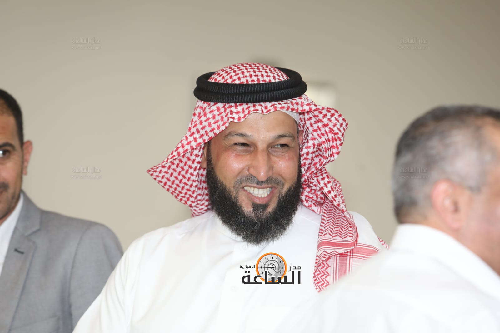 Madar Al-Saa Images 0.5128125088740316