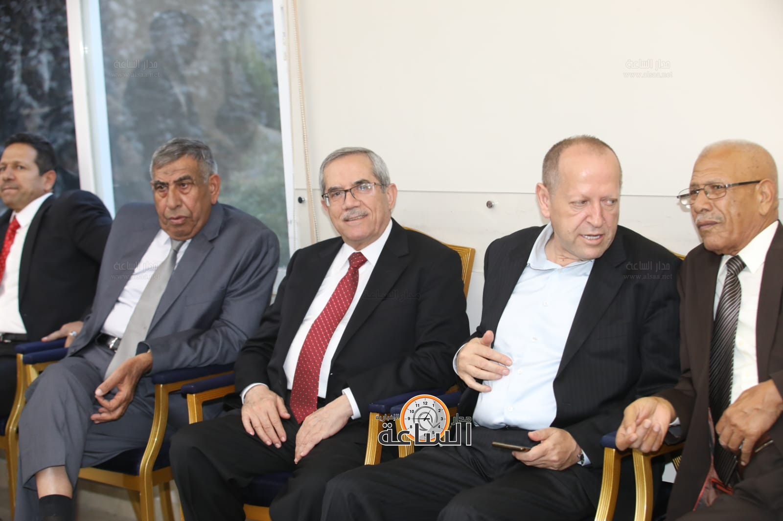 Madar Al-Saa Images 0.5197799599053998