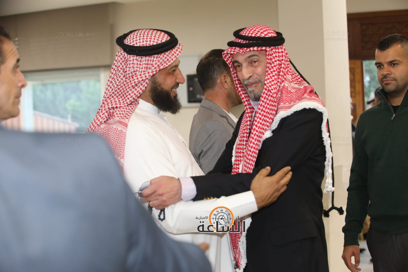 Madar Al-Saa Images 0.9627233195984908