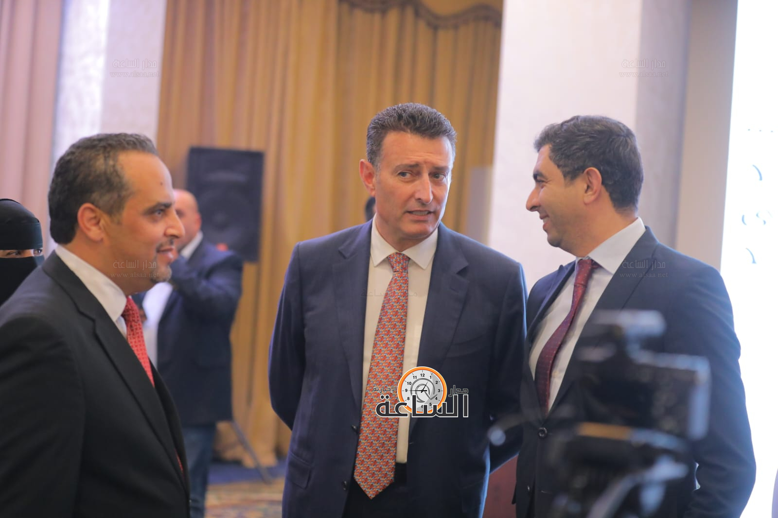 Madar Al-Saa Images 0.5478917586569407