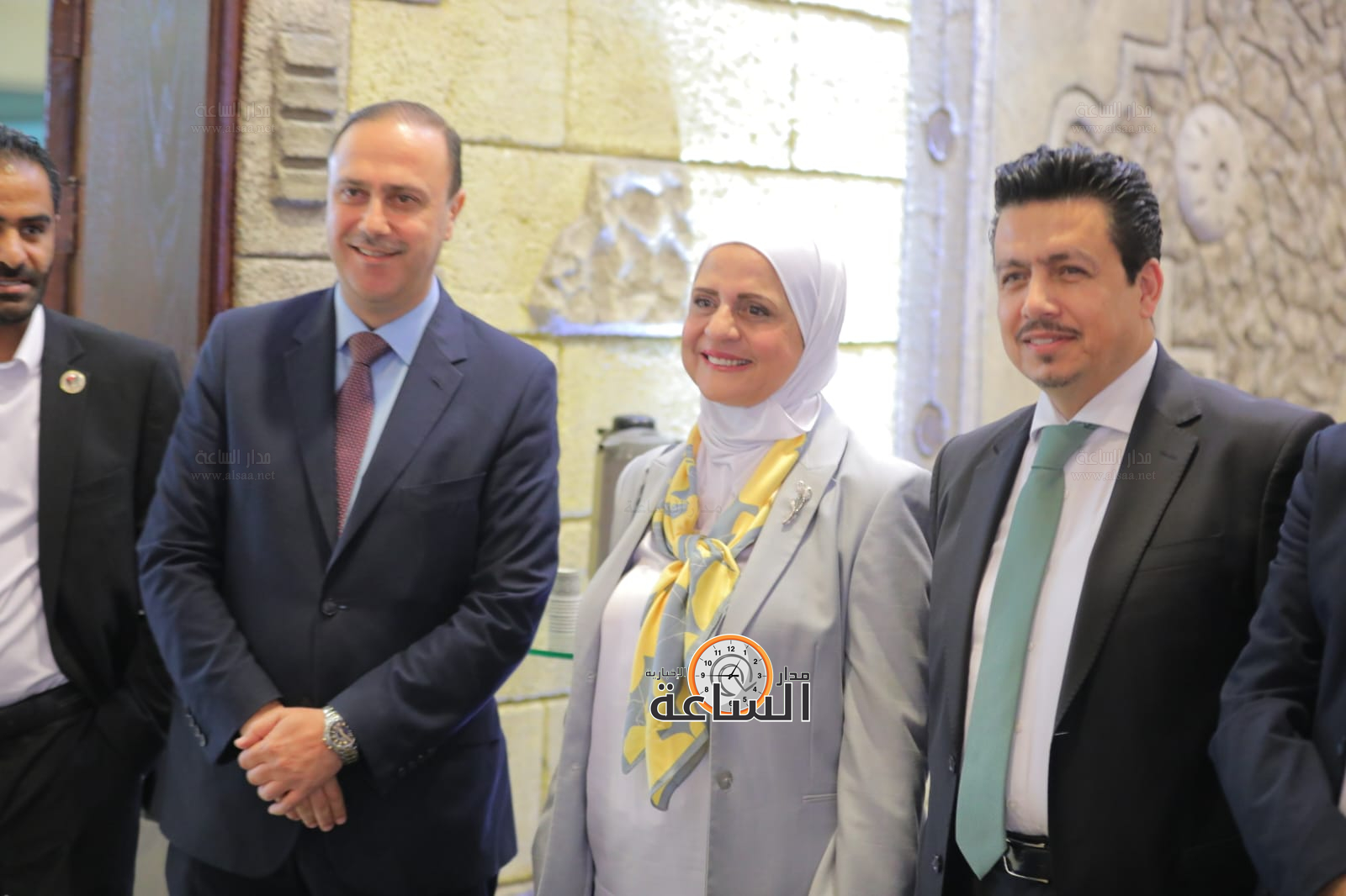 Madar Al-Saa Images 0.5389010413734396