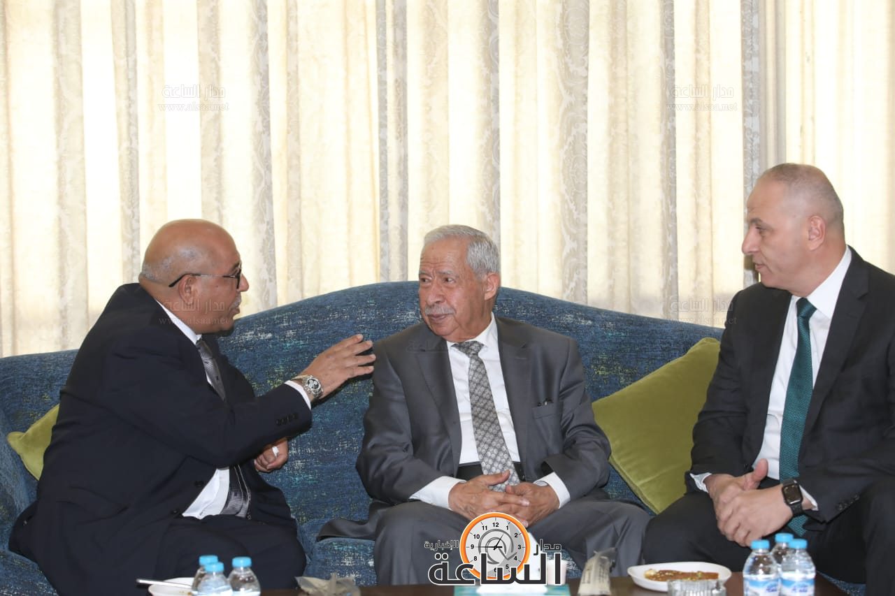 Madar Al-Saa Images 0.5866482057467921