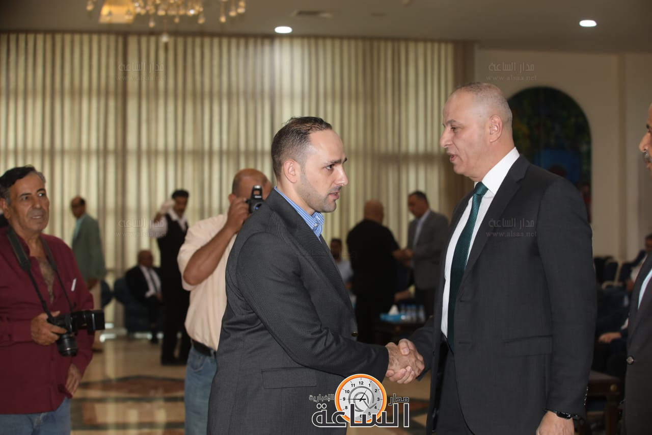 Madar Al-Saa Images 0.9994436554265715