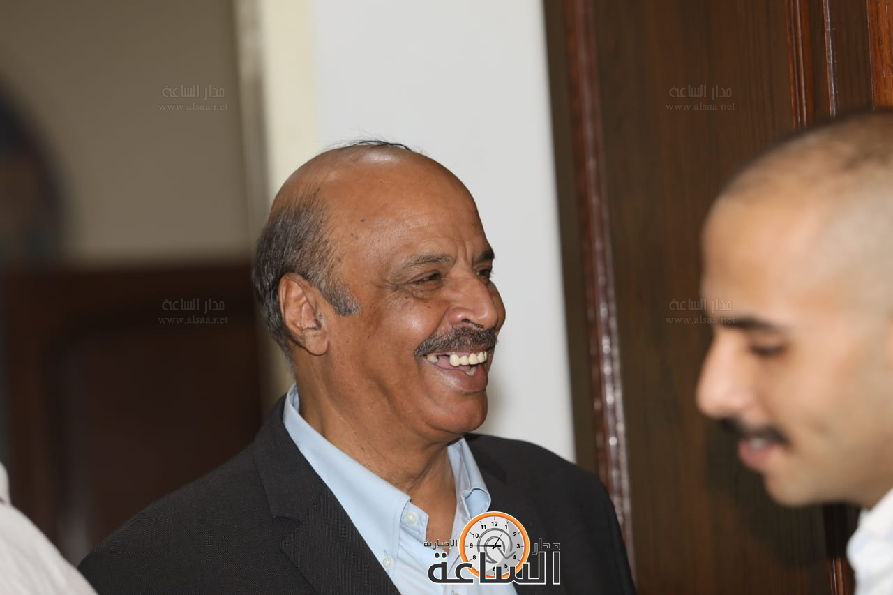 Madar Al-Saa Images 0.8230044362496158