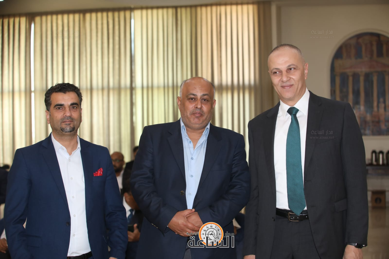 Madar Al-Saa Images 0.042872477112014806