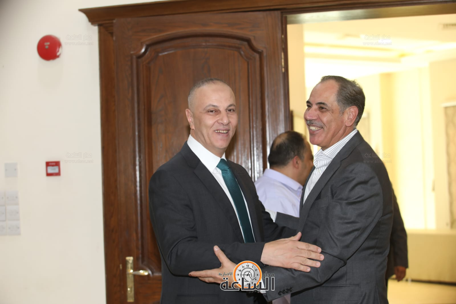 Madar Al-Saa Images 0.629745469059354