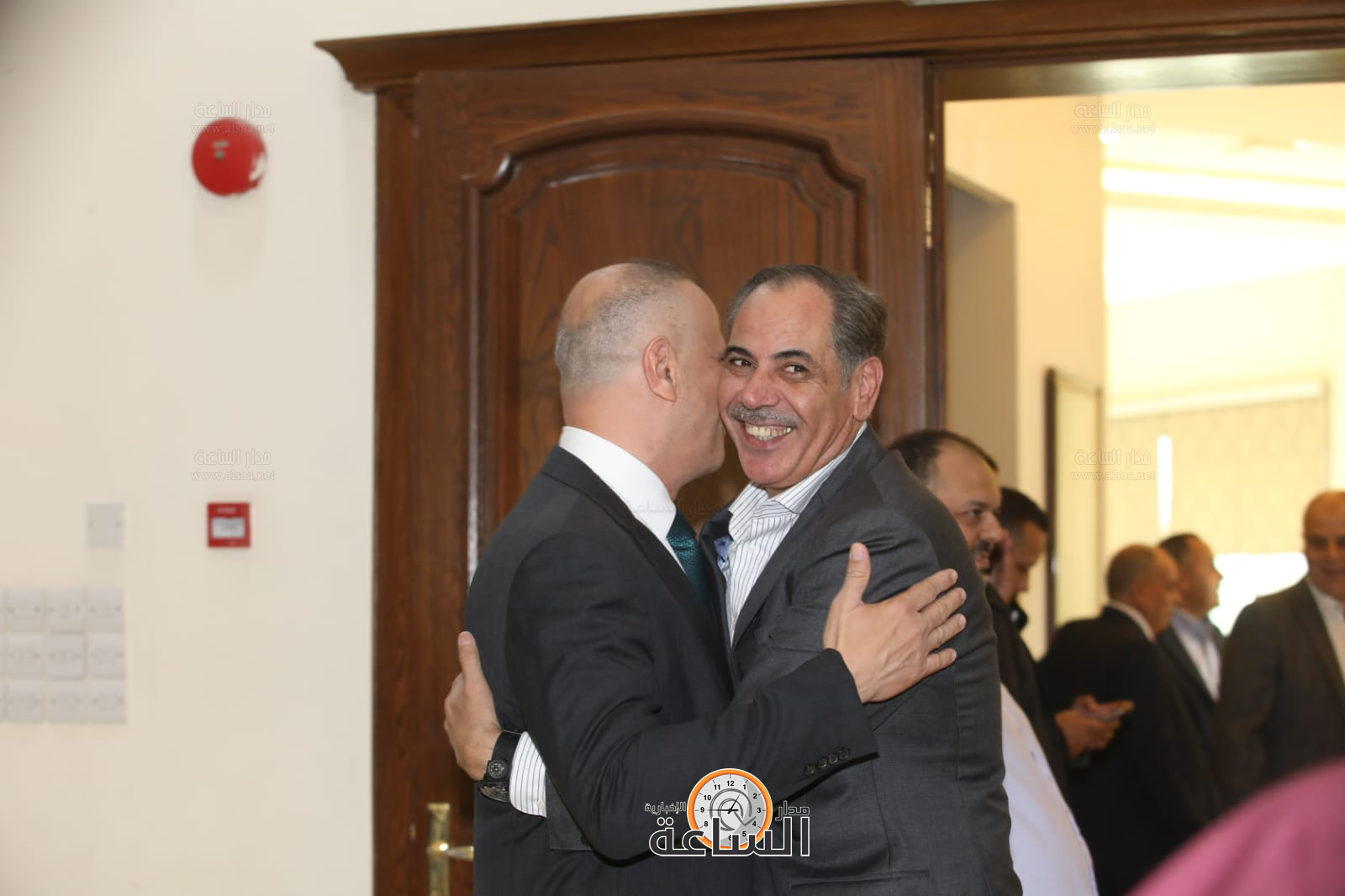 Madar Al-Saa Images 0.06660638972567412