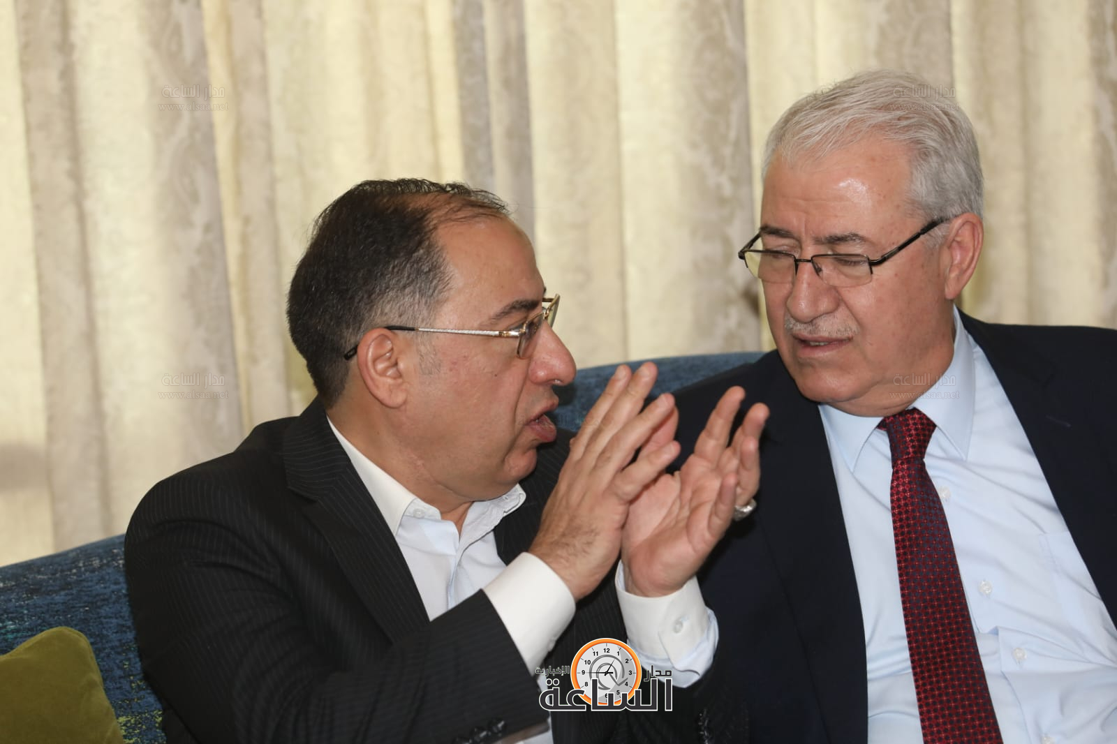 Madar Al-Saa Images 0.45447692321621136