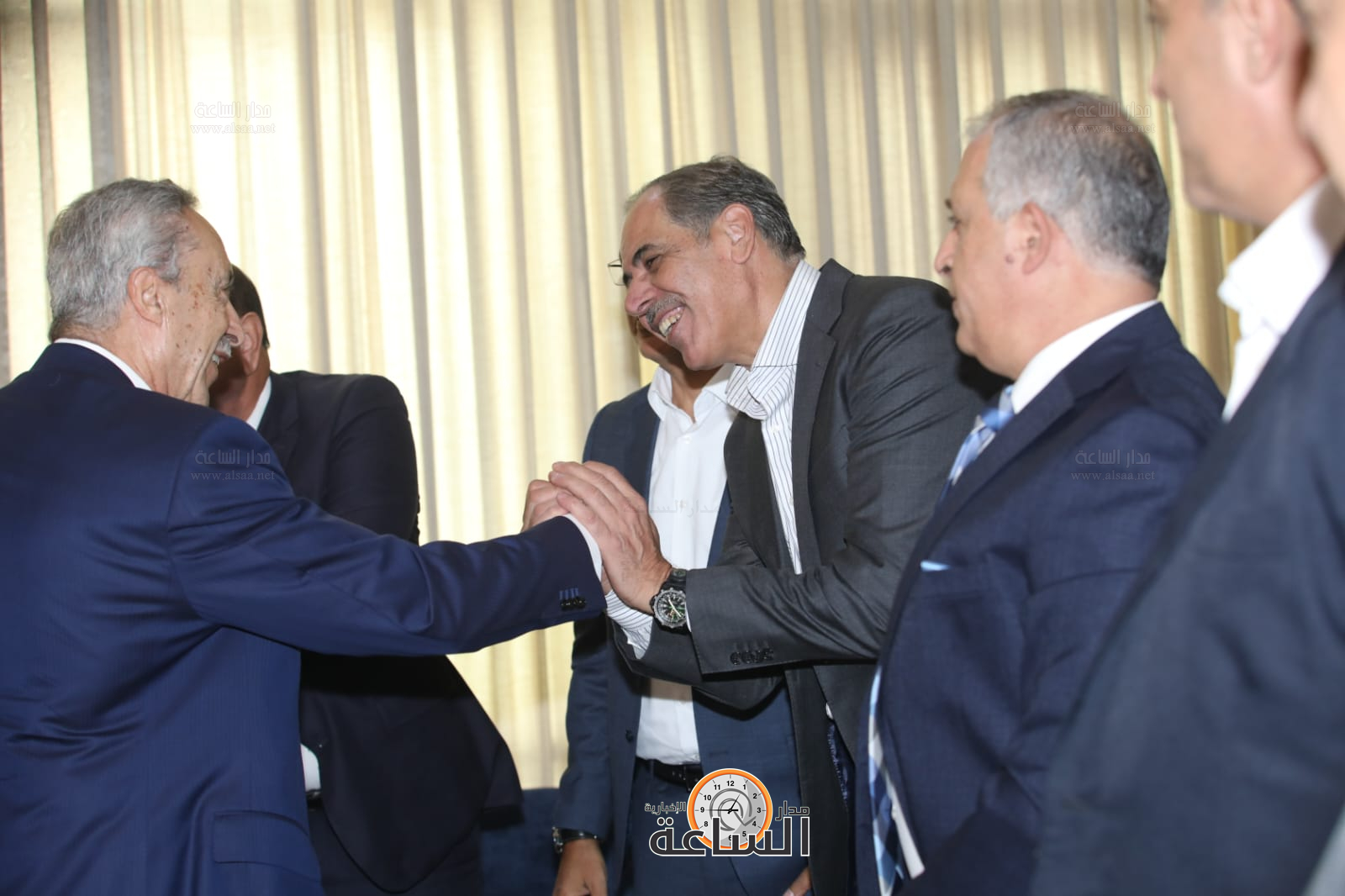 Madar Al-Saa Images 0.2307117898891382