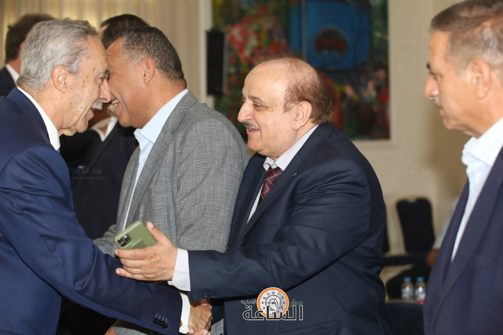 Madar Al-Saa Images 0.9602670448368038