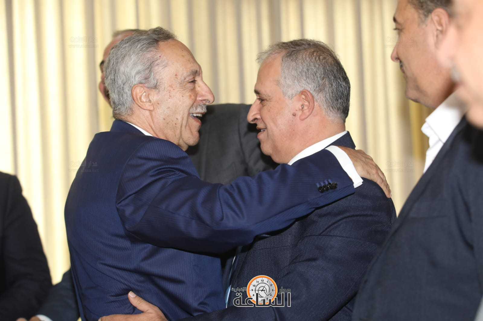 Madar Al-Saa Images 0.9347456080788246