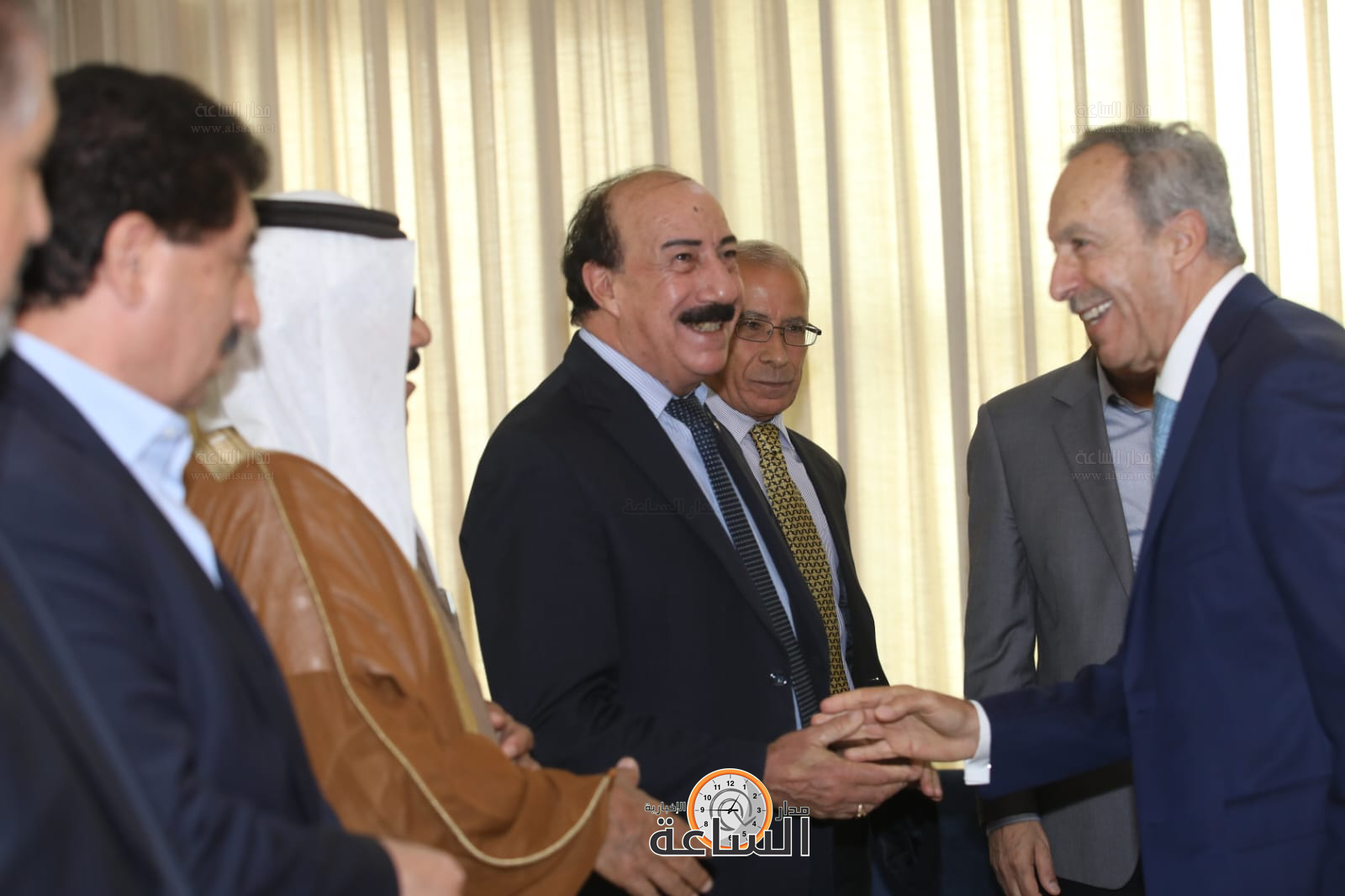 Madar Al-Saa Images 0.06873150532035366