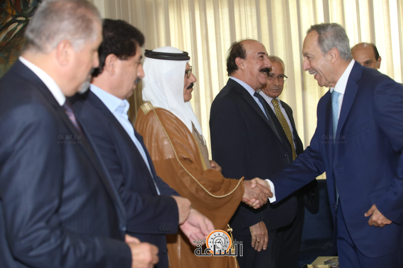 Madar Al-Saa Images 0.823212944409377