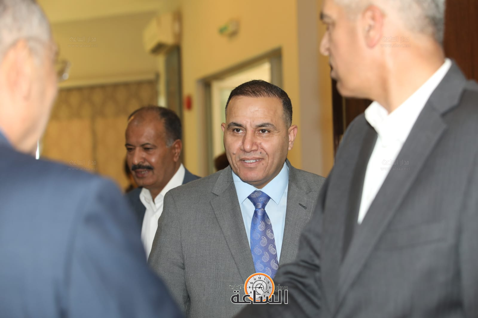 Madar Al-Saa Images 0.43291375880975935