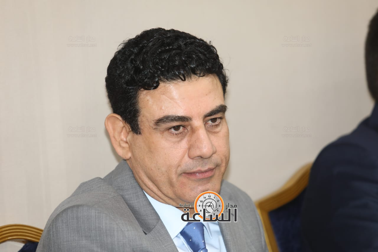 Madar Al-Saa Images 0.3811054346504572