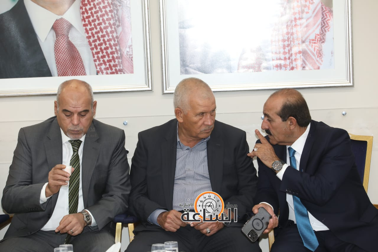 Madar Al-Saa Images 0.7086047271577982