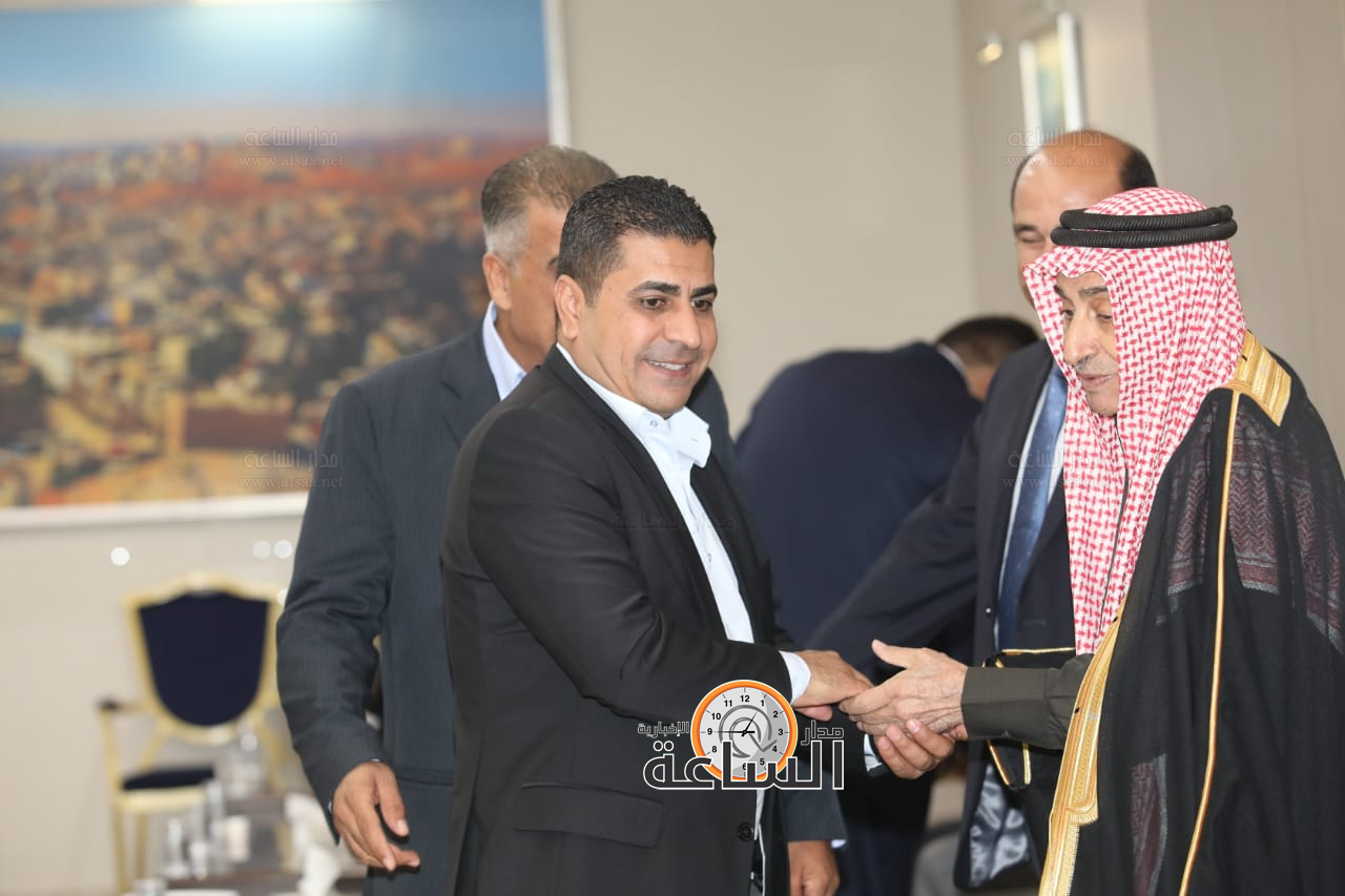 Madar Al-Saa Images 0.42337555864059206